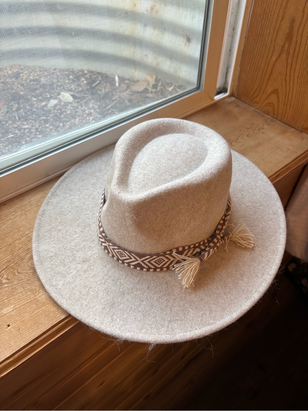 Neutral Wide Brim Felt Hat with Decorative Band